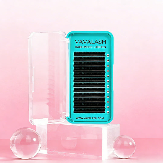 Cashmere Lashes - Soft & Fluffy Fans